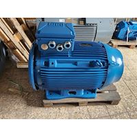 الکتروموتور WEG  کیلووات KW 900 دور RPM